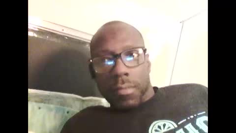 mikenlynz3oh3 online show from 11.04.25