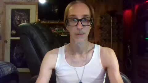 Snapshot of mikey33436 chatting on 12.04.24 Michael online show from 12.04.24