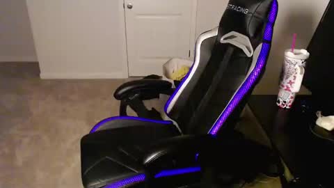 Snapshot of mikey_yy chatting on 12.10.24 Mikey Da Reaper online show from 12.10.24