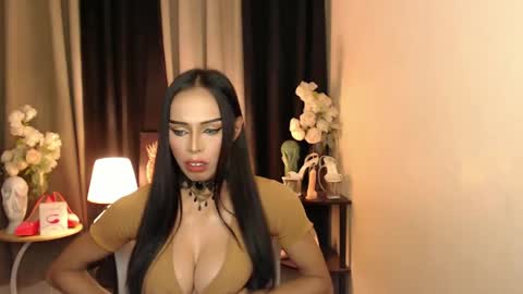 Mistress MikeyAlawi online show from 02.04.25
