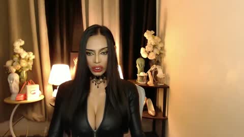 Mistress MikeyAlawi online show from 02.17.25