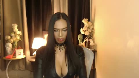 Mistress MikeyAlawi online show from 02.24.25