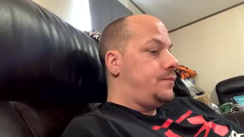 mikeylikesit2222 online show from 02.01.25