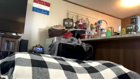 mikeylikesit2222 online show from 09.25.25