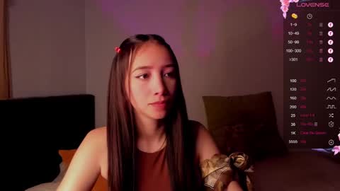 VIOLETAMIKE online show from 01.15.25