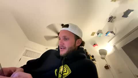 Snapshot of mikeywhite123 chatting on 01.31.25 mikeywhite123 online show from 01.31.25