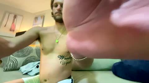 Snapshot of mikeywhite123 chatting on 02.28.25 mikeywhite123 online show from 02.28.25