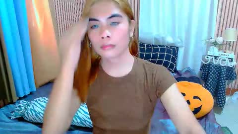 Mikhayla and Zeus online show from 10.02.25