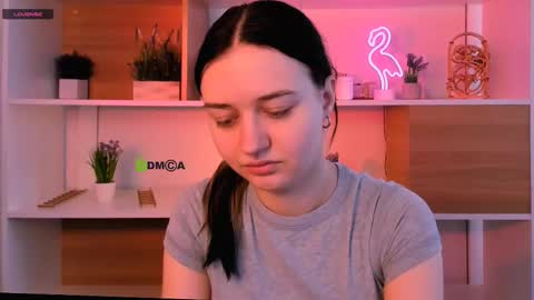 miki_ti online show from 11.22.25