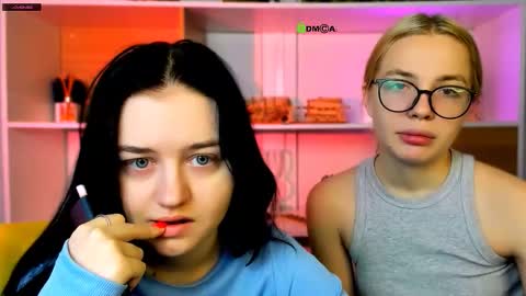 miki_ti online show from 12.03.25