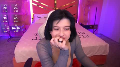 Miki online show from 03.12.25