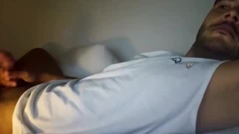 Snapshot of mikitalk chatting on 11.16.25 mikitalk online show from 11.16.25