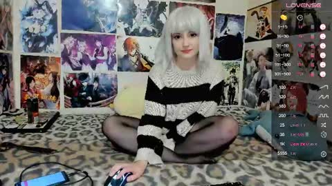 Snapshot of miku_bunny chatting on 07.17.26 Miku online show from 07.17.26