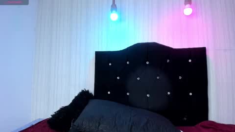   miku katsuragi  online show from 09.18.25