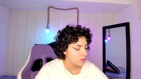   miku katsuragi  online show from 09.29.25