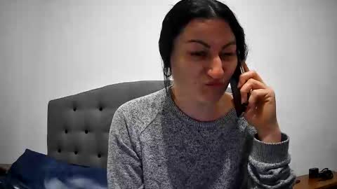 Snapshot of mikyloveu chatting on 02.01.25 Mikyloveu online show from 02.01.25