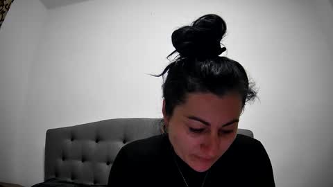 Snapshot of mikyloveu chatting on 02.04.25 Mikyloveu online show from 02.04.25
