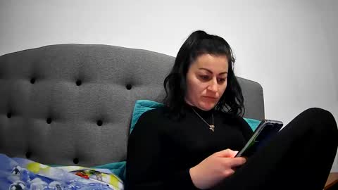 Snapshot of mikyloveu chatting on 02.28.25 Mikyloveu online show from 02.28.25