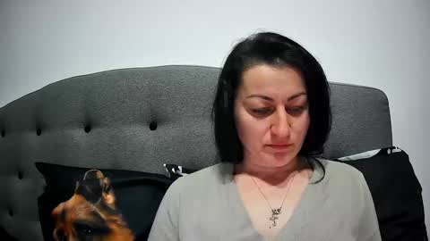 Snapshot of mikyloveu chatting on 03.12.25 Mikyloveu online show from 03.12.25