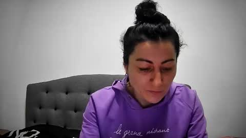 Mikyloveu online show from 02.10.26