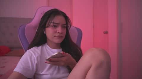 Snapshot of mila_1 chatting on 02.10.25 mila_1 online show from 02.10.25