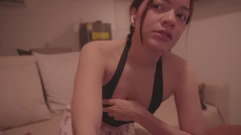 Snapshot of mila_1 chatting on 10.26.25 mila_1 online show from 10.26.25