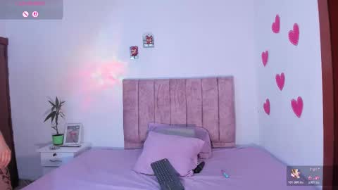 mila_1wood online show from 11.14.25