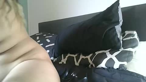 mila_2416 online show from 06.09.26