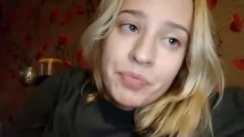 Mila 420 online show from 11.04.25