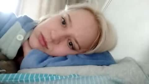 Mila 420 online show from 04.10.26