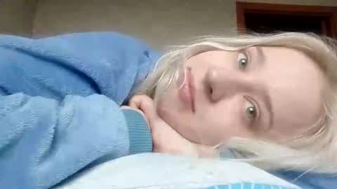 Mila 420 online show from 04.14.26