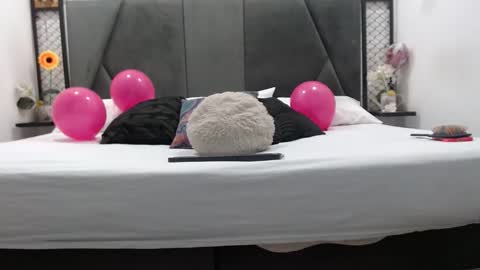 mila_adamss online show from 01.10.26