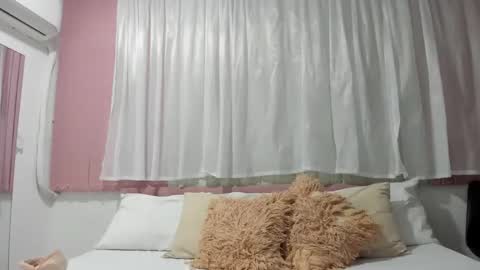 mila_adamss online show from 02.12.26