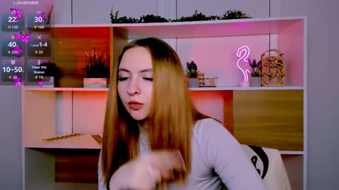 mila_glow online show from 11.07.25