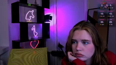 mila_glow online show from 11.08.25