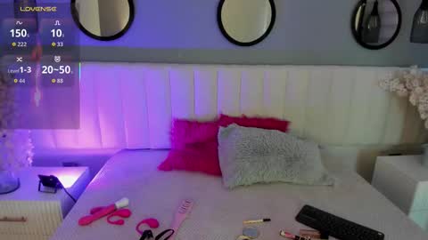 mila_hank online show from 11.08.25