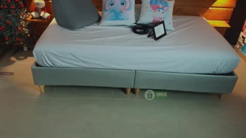 Milena  online show from 11.26.25