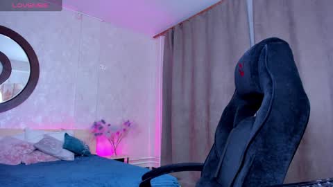 mila_kinor online show from 01.15.25