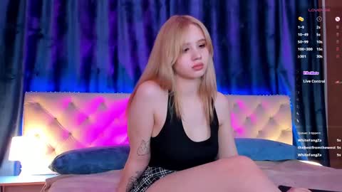 mila_kinor online show from 02.05.25