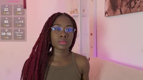 Mila  Max online show from 11.20.25