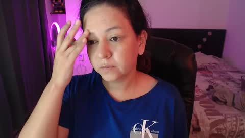 Snapshot of mila_phoenix chatting on 10.30.25 mila_phoenix online show from 10.30.25