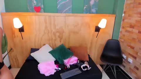 Mila and samy online show from 09.27.25