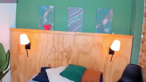 Mila and samy online show from 10.20.25