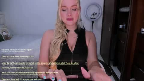 Mila online show from 12.01.25