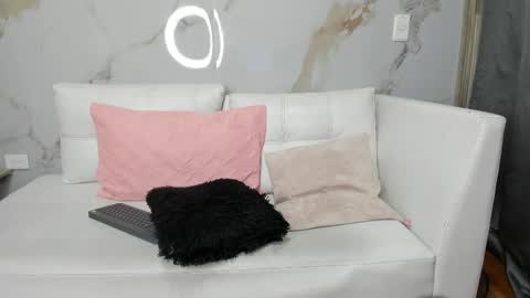          online show from 02.11.25