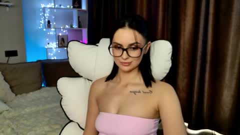 Mila online show from 05.21.26