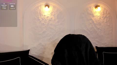 Mila online show from 10.21.25