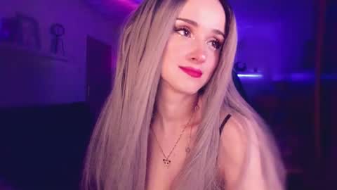 MiladyJolie online show from 01.14.26