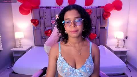 Milenna online show from 02.14.25
