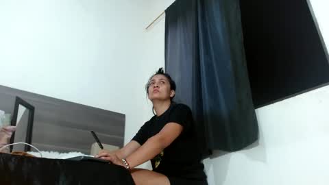 mila online show from 01.12.25